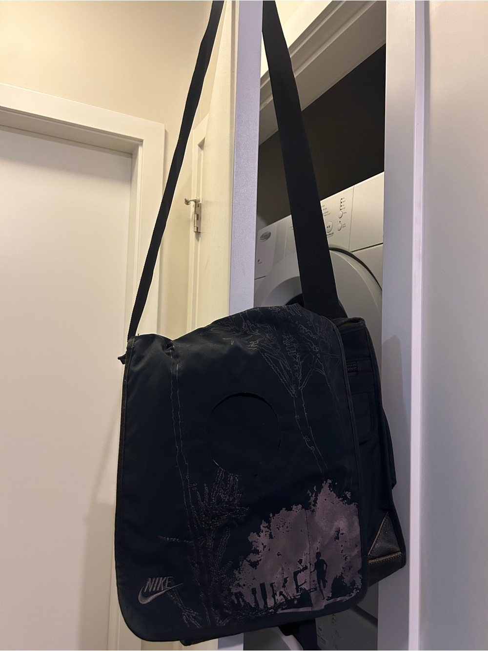 Y2K NIKE MESSENGER BAG